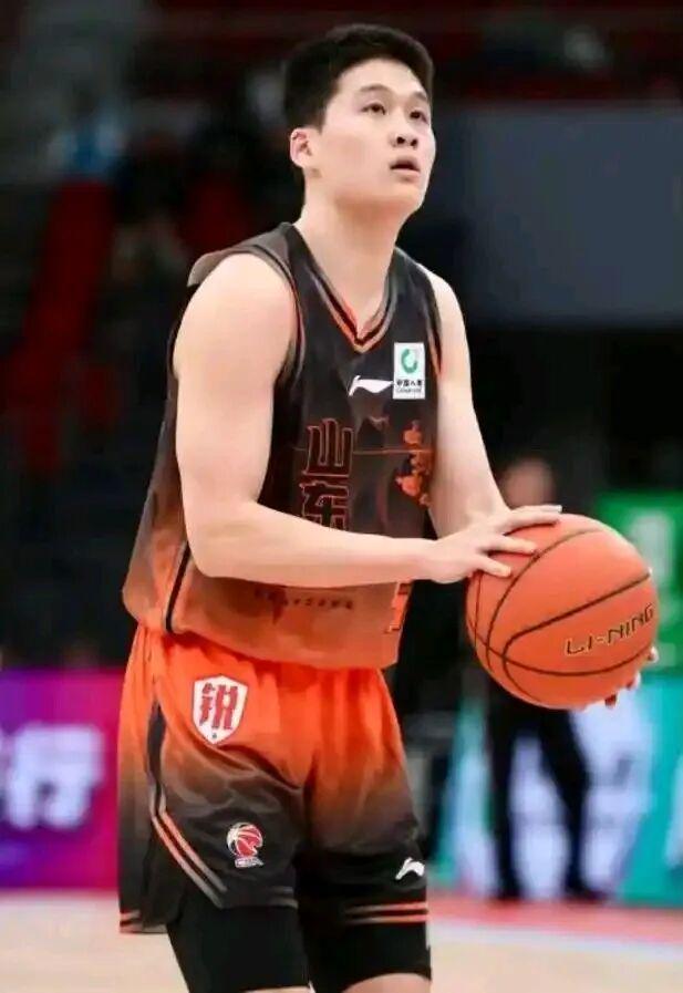 15岁中国少女送蛋进温网四强再创历史,张帅混双卡四魔咒仍然待破