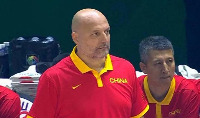 签一天短约！洛瑞将以猛龙球员身份正式退役：7号球衣也将退役