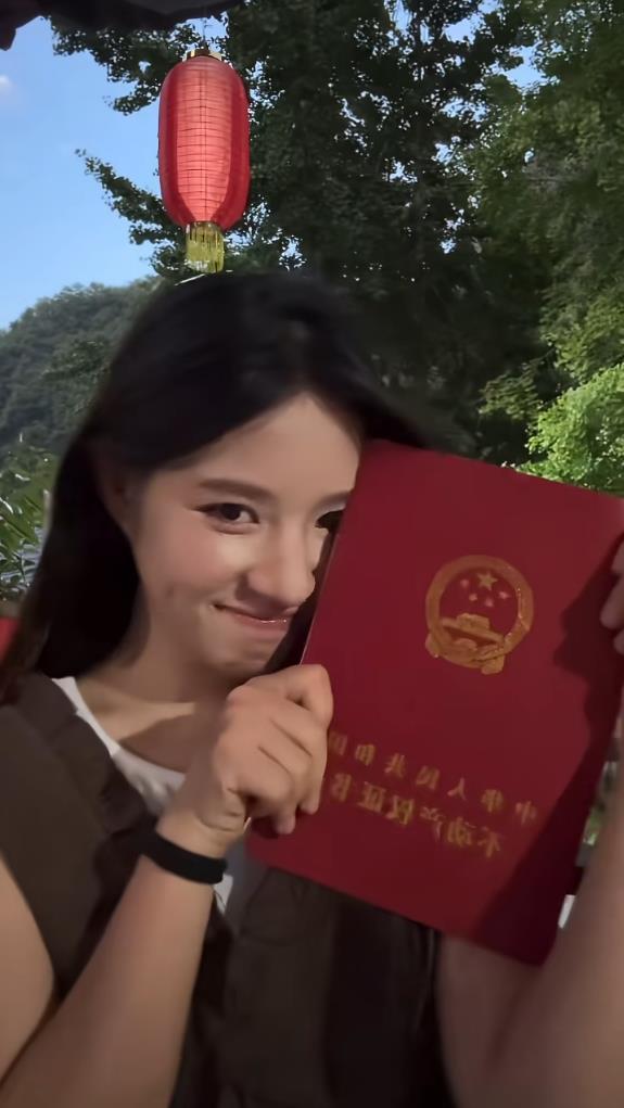 钢琴家鲍蕙荞与庄则栋离婚后,做了一件至今让她后悔的事
