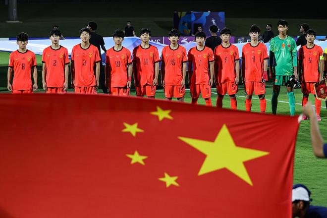 大反扑！尼克斯落后16分又追上：布伦森轰16分，文班9分5盖帽