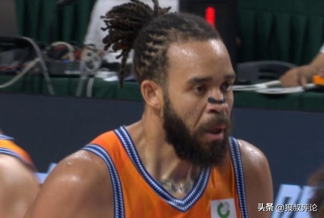 加时关键攻防接管比赛！麦基加盟上海男篮首秀18+3排球大帽付豪 | 中国区|mk体育|股份有限公司
