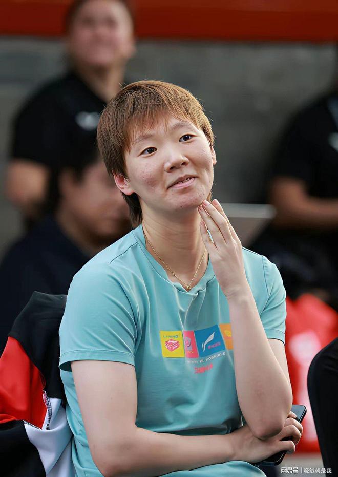 签一天短约!洛瑞将以猛龙球员身份正式退役:7号球衣也将退役