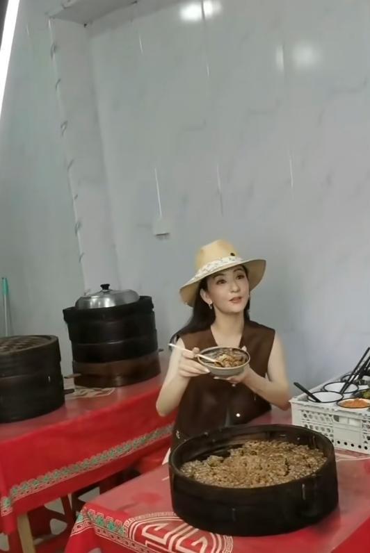 恩科洛洛:为赢球和重返赛场开心,我的感觉也是越来越好