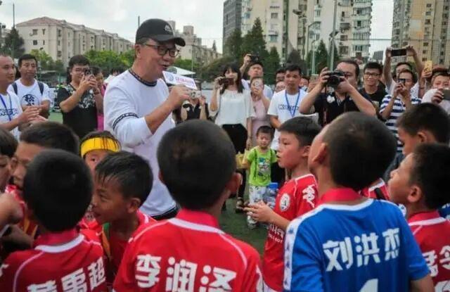 竞争王位失败的格雷姆斯加入湖人能帮东契奇建立霸业吗？