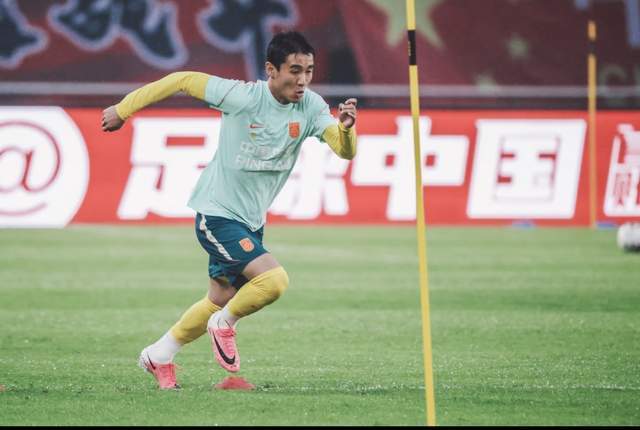周琦、赵睿、曾凡博：季后赛对广东队或广州队都一样