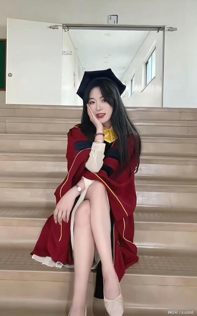 法网穿高定礼服打球被斥“耍大牌”?大阪直美:姐就是赢得美!