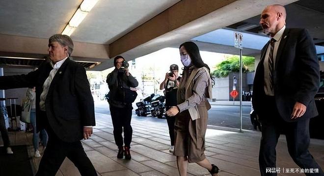 Jalen Brunson带队终结53年冠军荒,纽约市长回应雕像问题:无法承诺